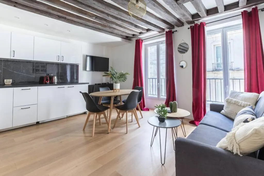 Home Suite Home Grands Boulevards - 32 - Paris 0*,  France